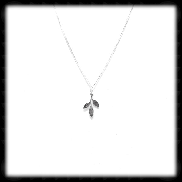 #MM5N- Leaf Drop Necklace- Silver