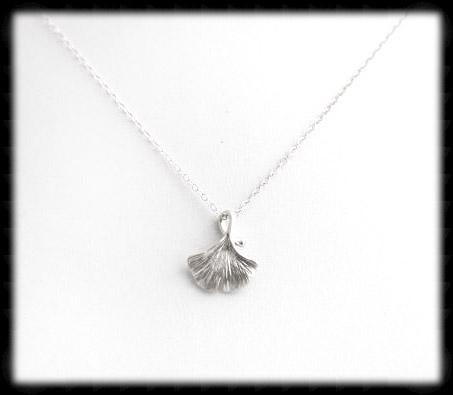 #M021N- Gingko Leaf Necklace- Silver