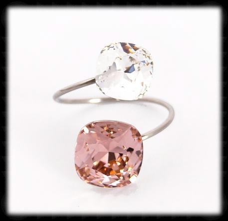 #R9915- Sparkling 2 Tone Ring- Vintage Rose Sparkling Clear