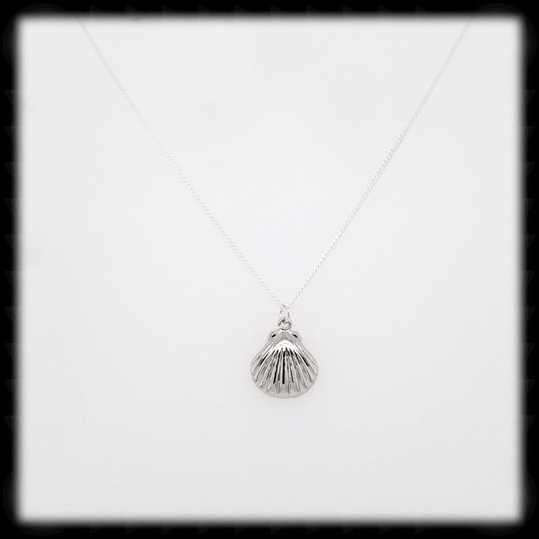 #MMS2N- Scallop Shell Necklace- Silver