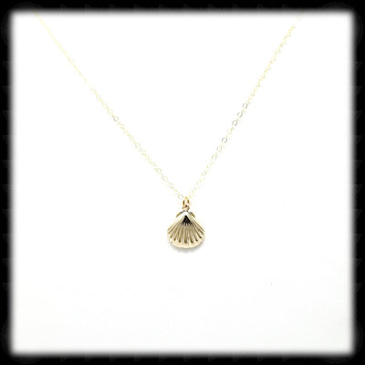 #MMS2GN- Scallop Shell Necklace- Gold