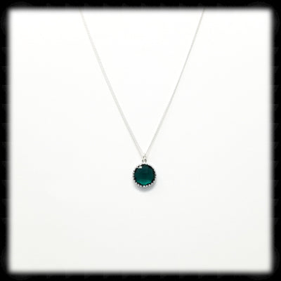 #AAAFTR695N-Round Filigree Framed Drop Necklace-Emerald Silver